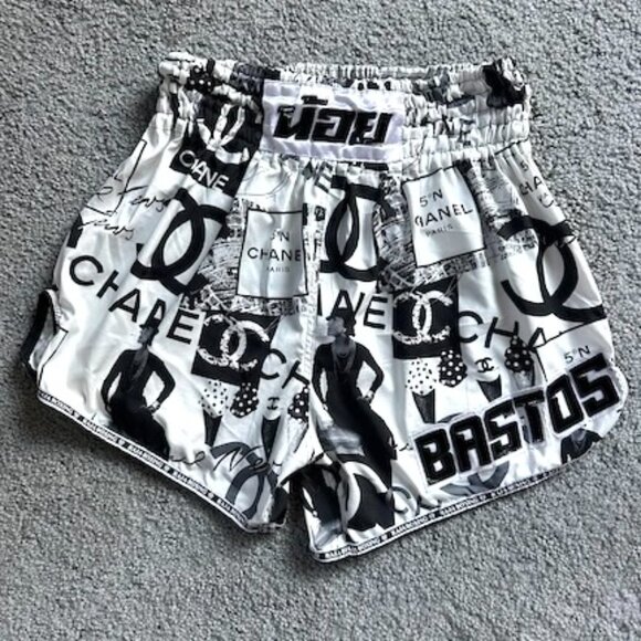 Raja Muay Thai Boxing Shorts in XL - Luxury Fashion House Print -Excellent Cond. - Picture 2 of 10